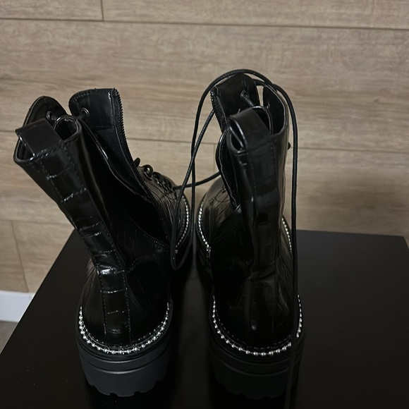 Brand new studded boots - Picture 3 of 3